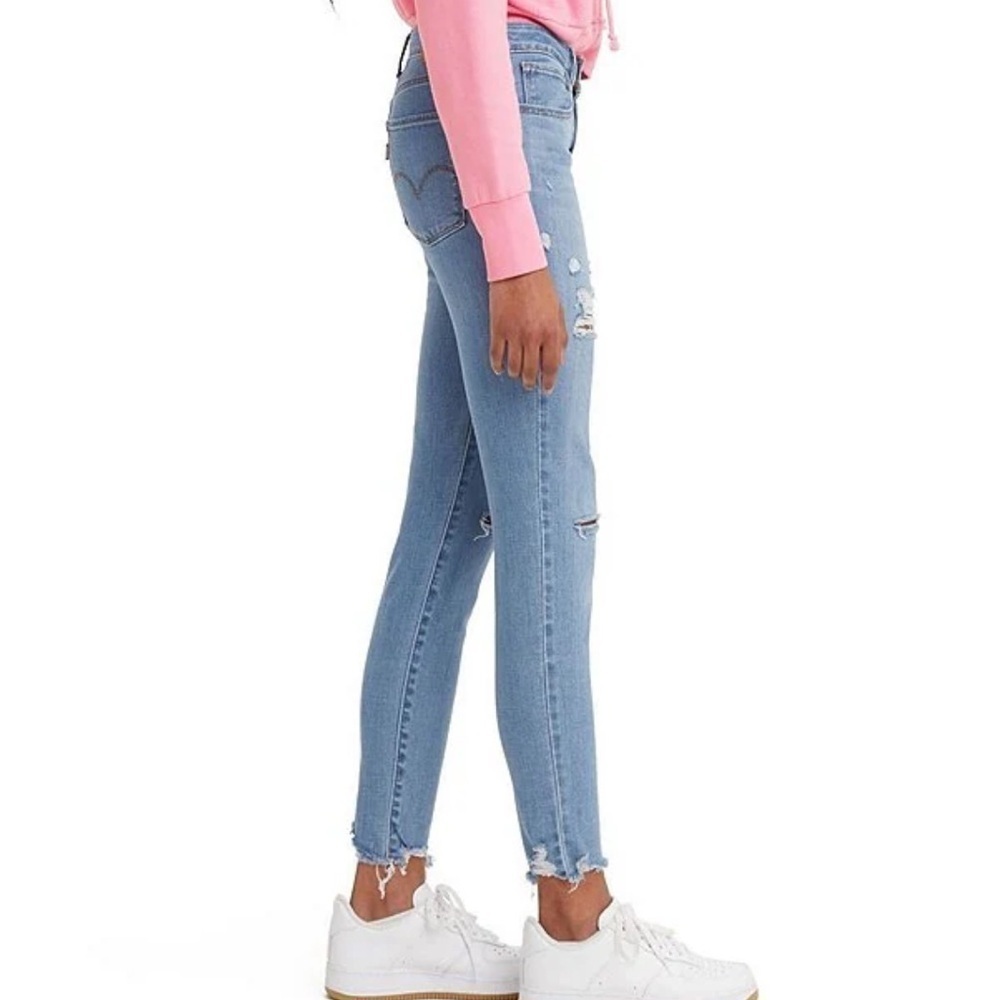 NWT Levi’s 721 Distressed High Rise Skinny Jeans in Medium Indigo Worn - Picture 4 of 11